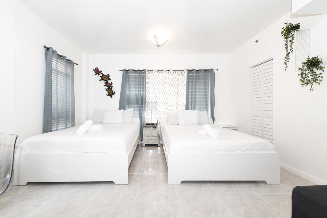 Apartments On Ocean Drive Miami Beach Exterior foto