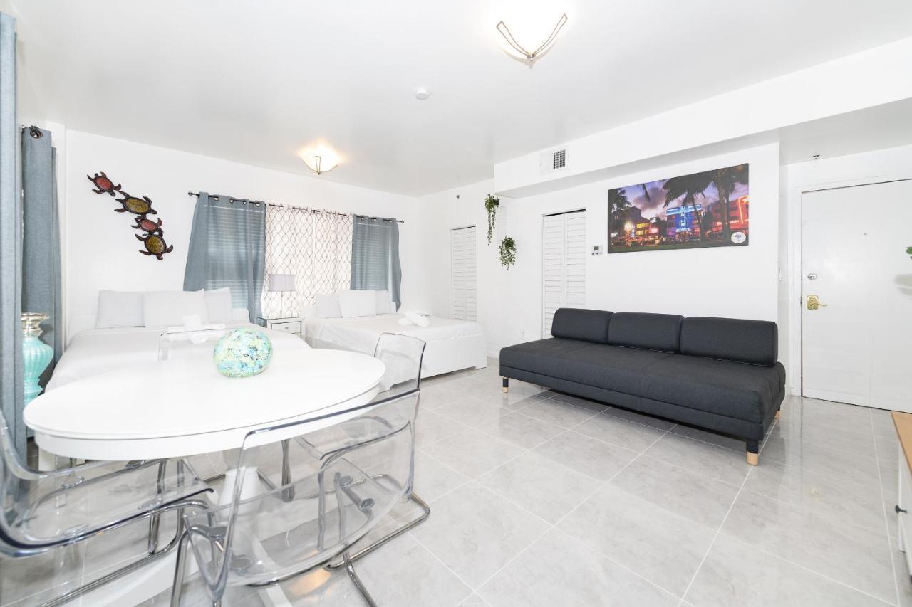 Apartments On Ocean Drive Miami Beach Exterior foto
